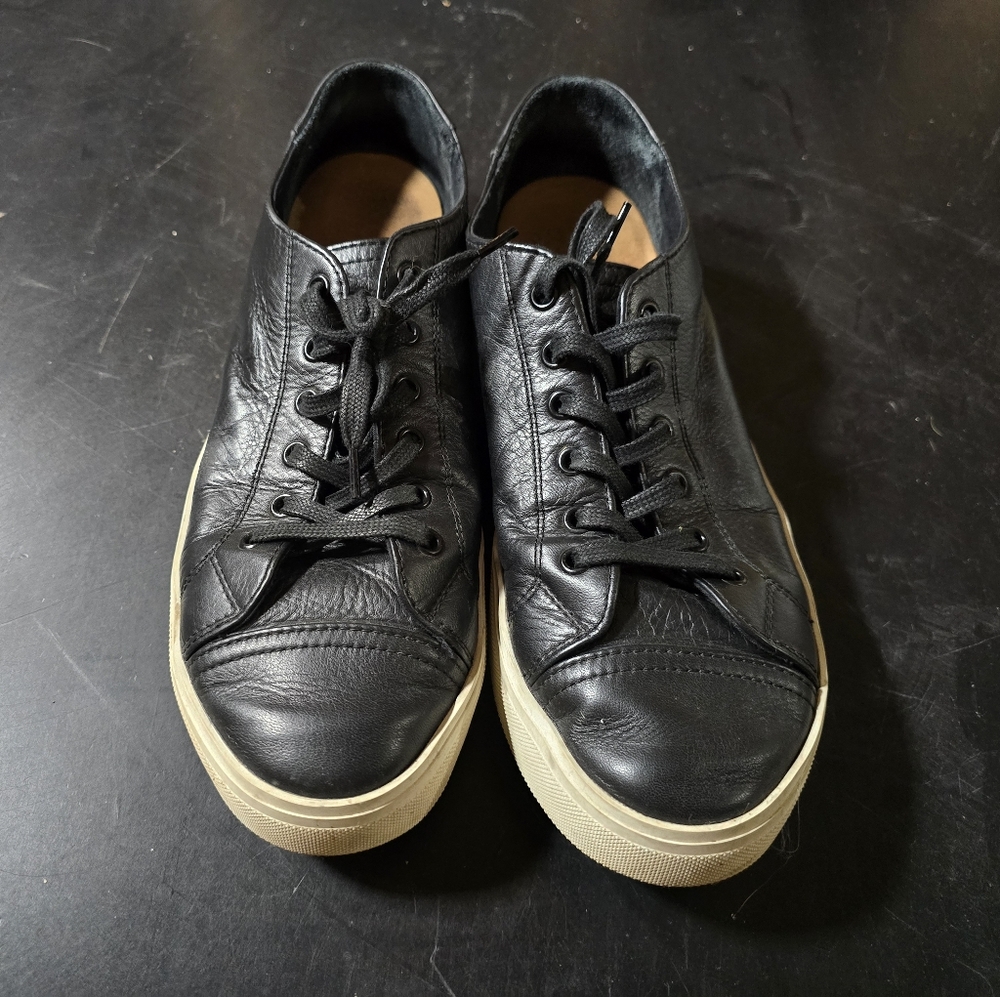 KOIO Mens Leather Sneakers - Mens size 9